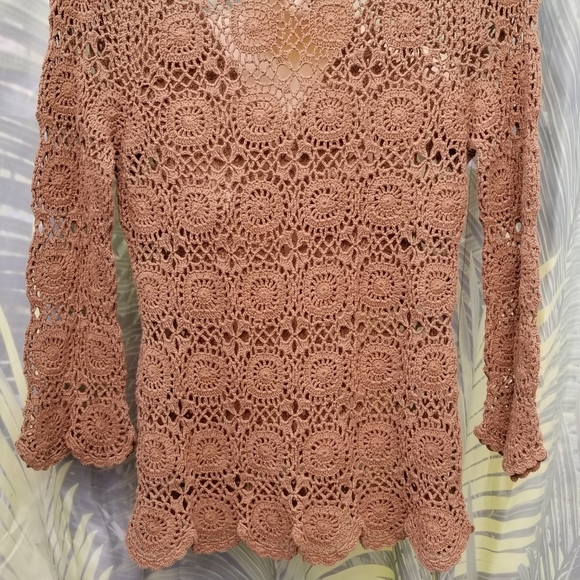 Tribal embroidered top - Picture 5 of 7